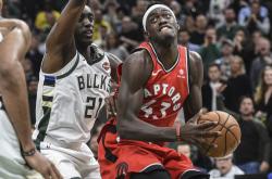 西亚卡姆回归赛场，关键助攻首场状态亮眼，DWG观众沸腾！的简单介绍