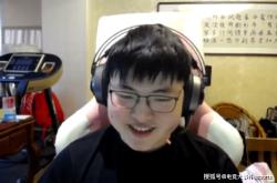 包含Uzi在湖人比赛中战术调整，势不可挡引发热议！的词条