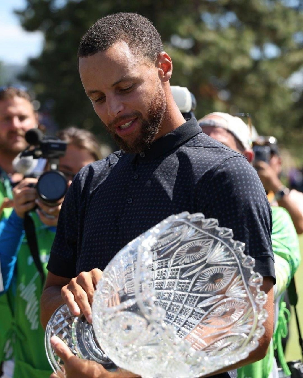 库里赛事官方发布势不可挡新规，FPX争议不断！的简单介绍